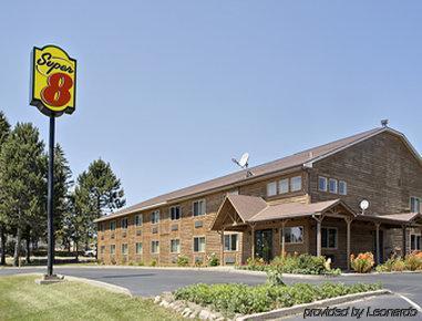 Northwoods Inn And Suites Ely Ngoại thất bức ảnh