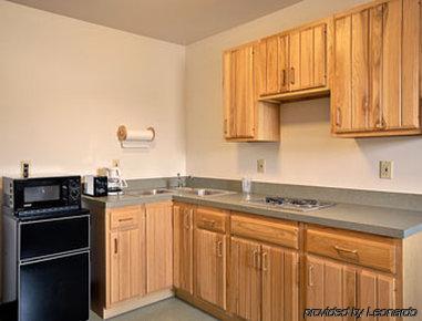 Northwoods Inn And Suites Ely Phòng bức ảnh