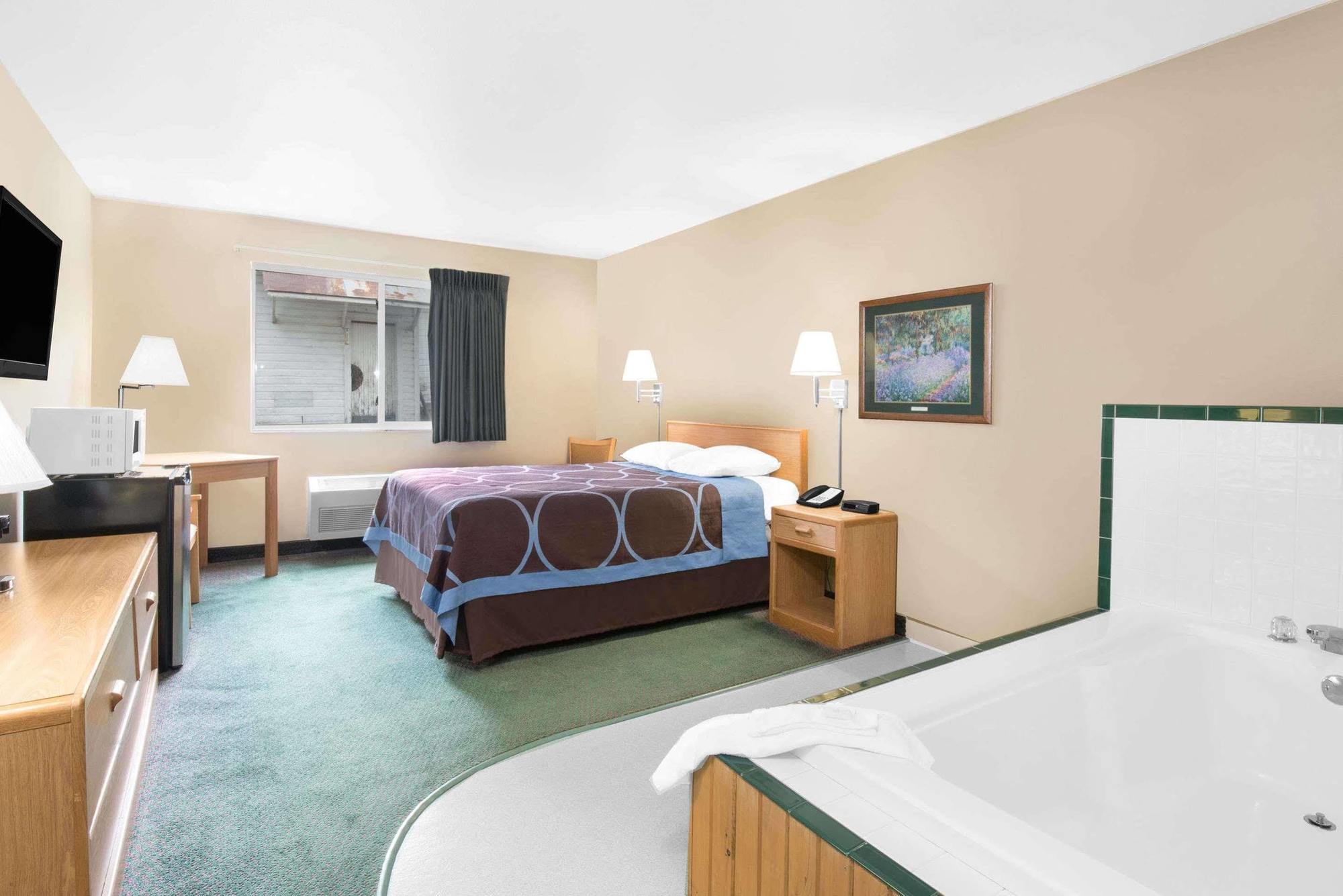 Northwoods Inn And Suites Ely Ngoại thất bức ảnh
