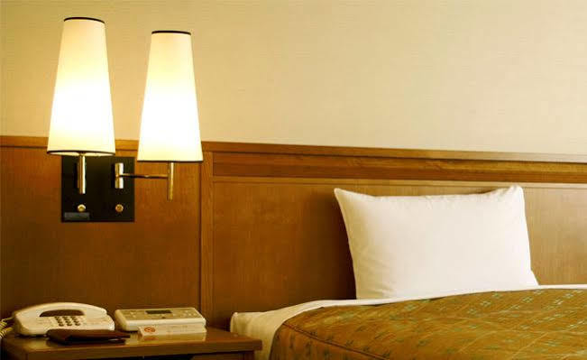 Northwoods Inn And Suites Ely Ngoại thất bức ảnh