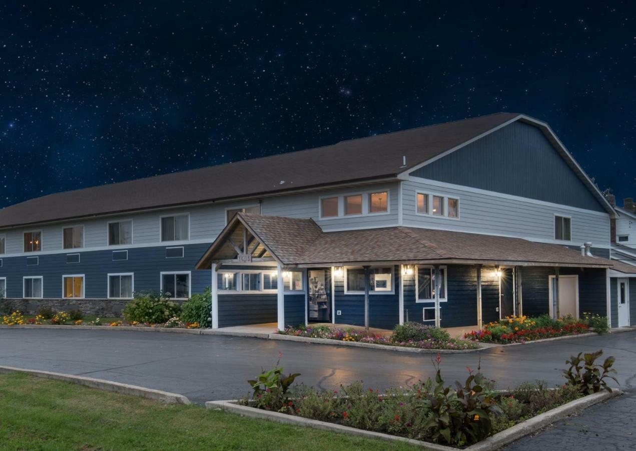 Northwoods Inn And Suites Ely Ngoại thất bức ảnh